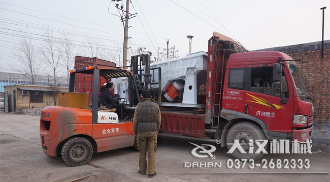 寶珠砂直線振動篩分機 寶珠砂直線振動篩分機